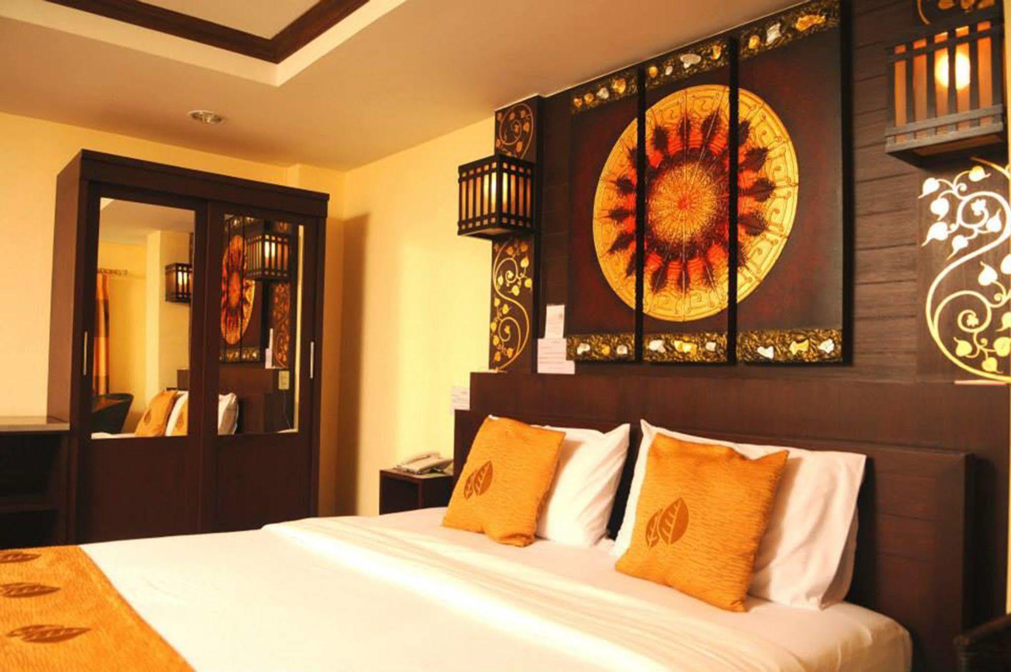 Malaysia Hotel Bangkok Bagian luar foto